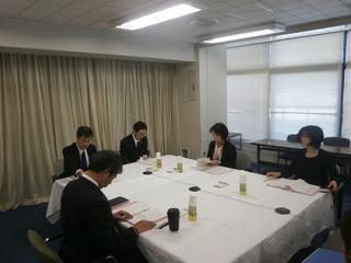 教育委員会会議臨時会の様子