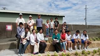 写真：コマハマ花壇竣工記念植樹会