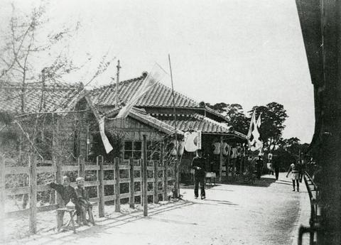 写真：舞子駅