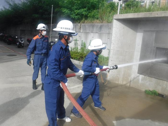 写真：放水訓練