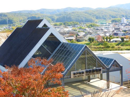 神鉄道場駅